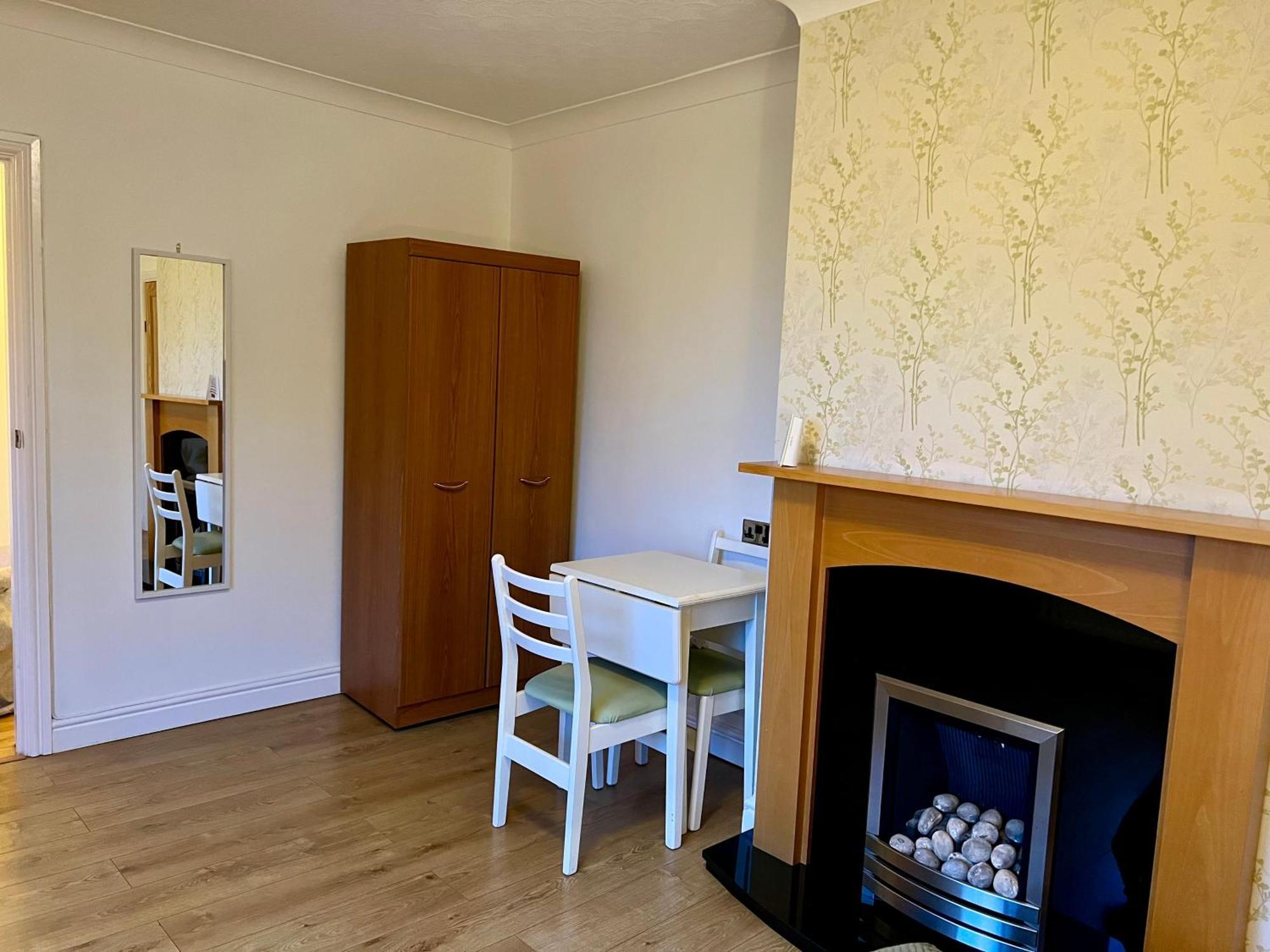 Housefield Stay, 4 Stoke-on-Trent